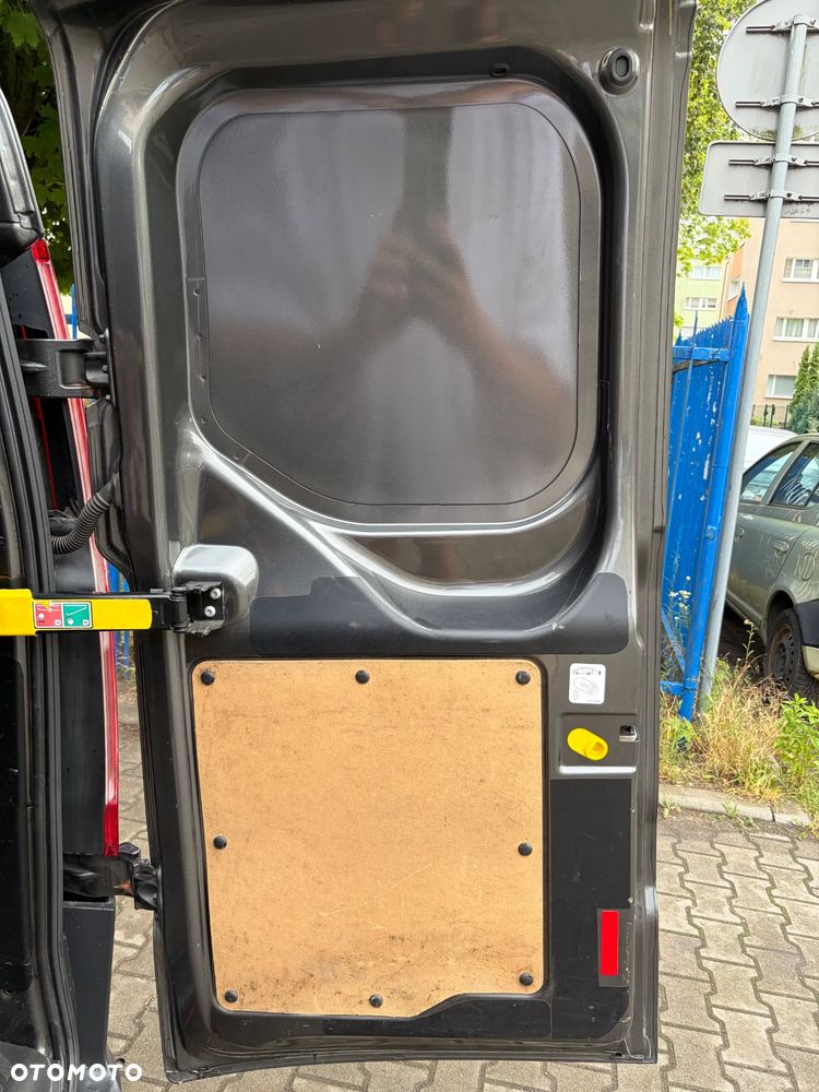 Ford Transit Custom - 21