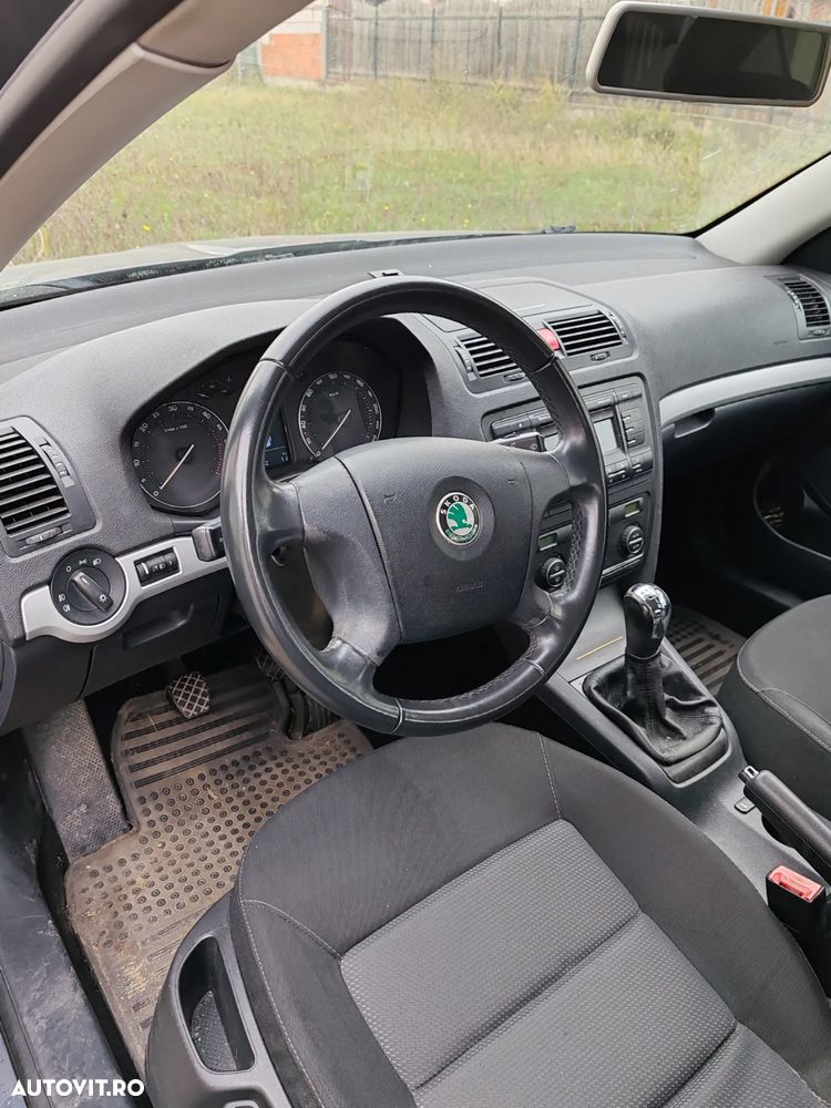 Skoda Octavia 1.9TDI Ambiente - 9