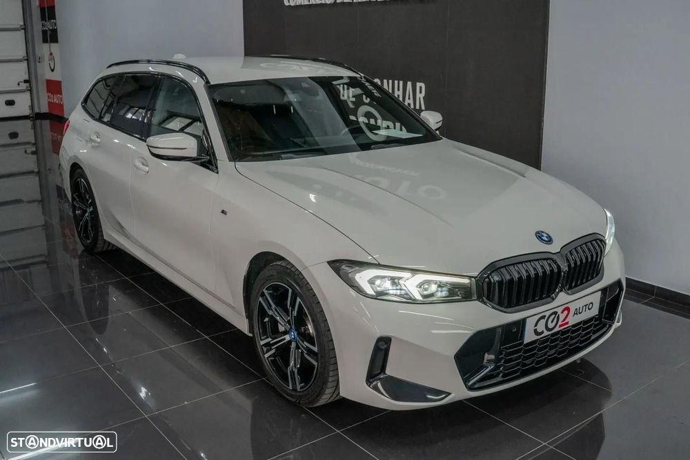 BMW 320 e Pack Desportivo M Auto - 9