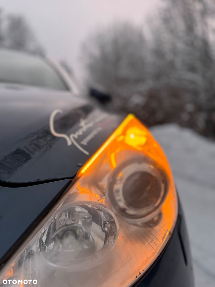 Peugeot RCZ - 8
