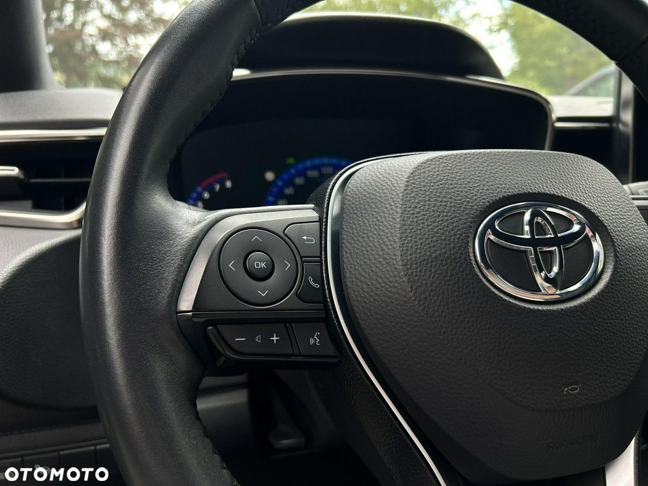 Toyota Corolla - 22