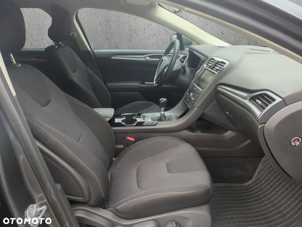 Ford Mondeo 2.0 TDCi Titanium - 18