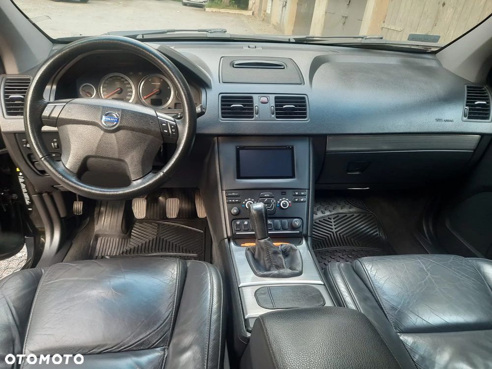 Volvo XC 90 D5 AWD Summum - 4