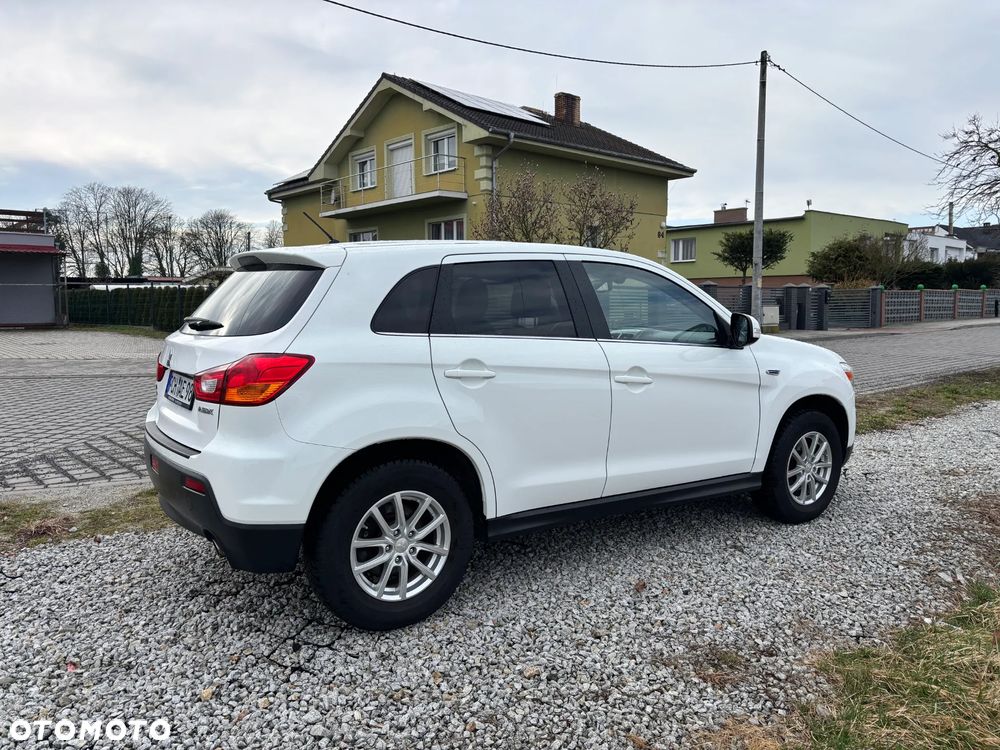 Mitsubishi ASX 1.8 DI-D 2WD Inform - 17