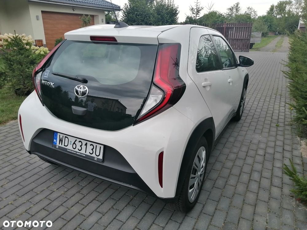 Toyota Aygo x.shift x-play connect - 3