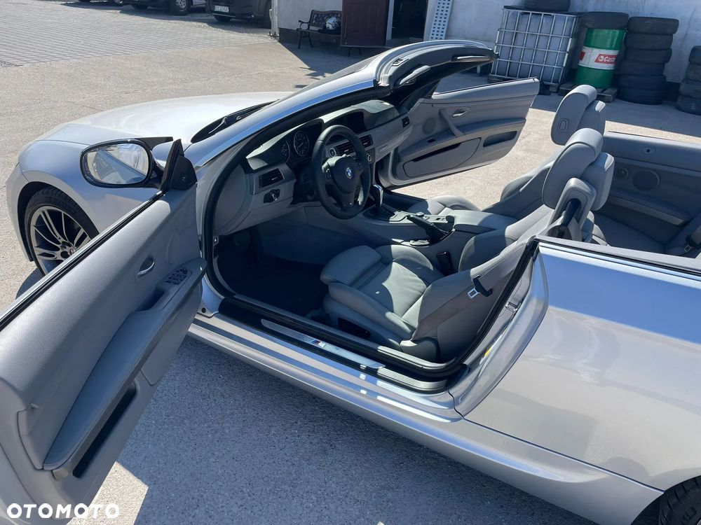 BMW Seria 3 335i - 11