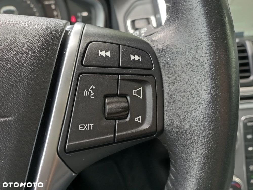 Volvo XC 60 - 33