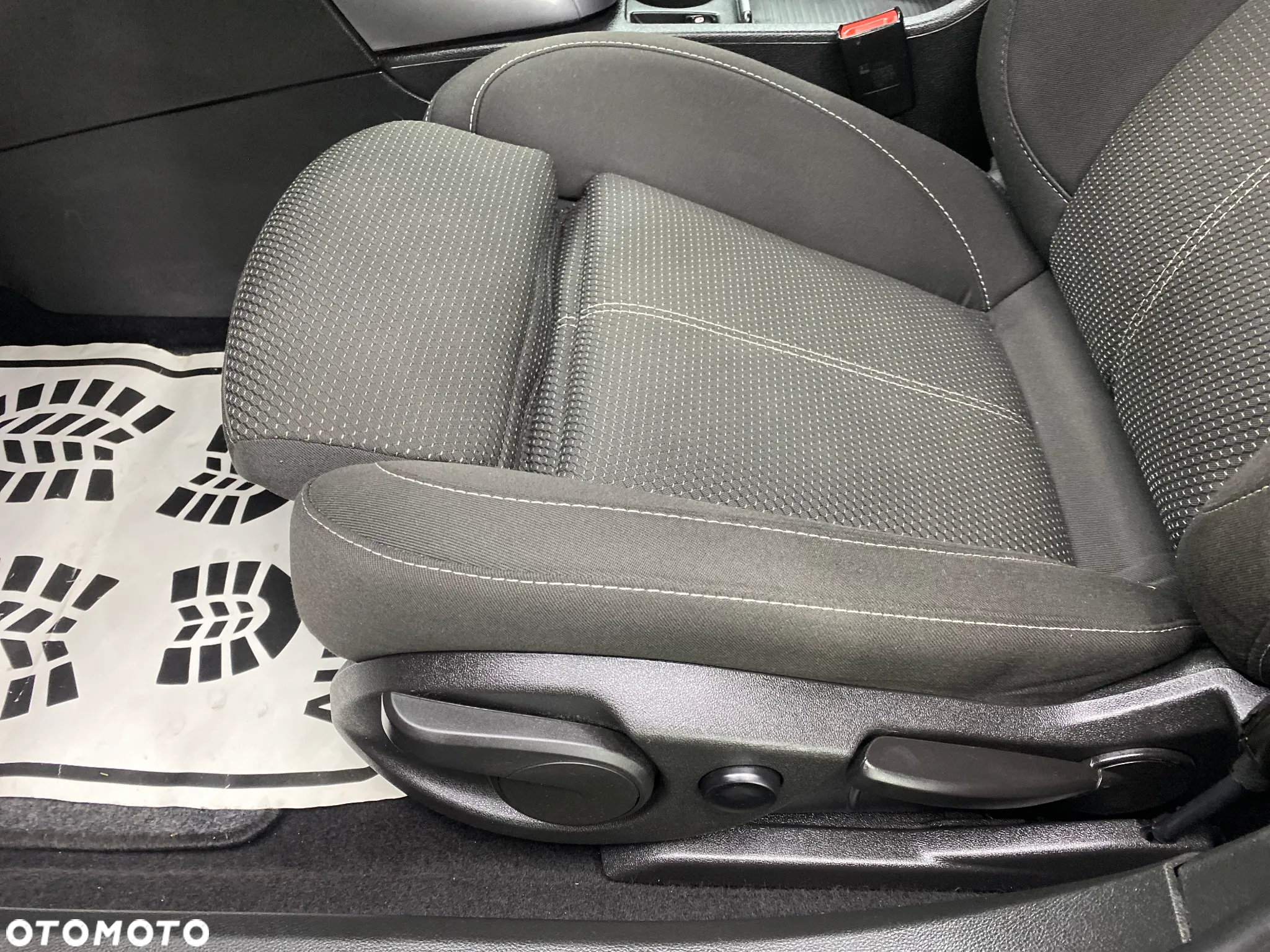Opel Astra 1.4 Turbo Automatik ENERGY - 10