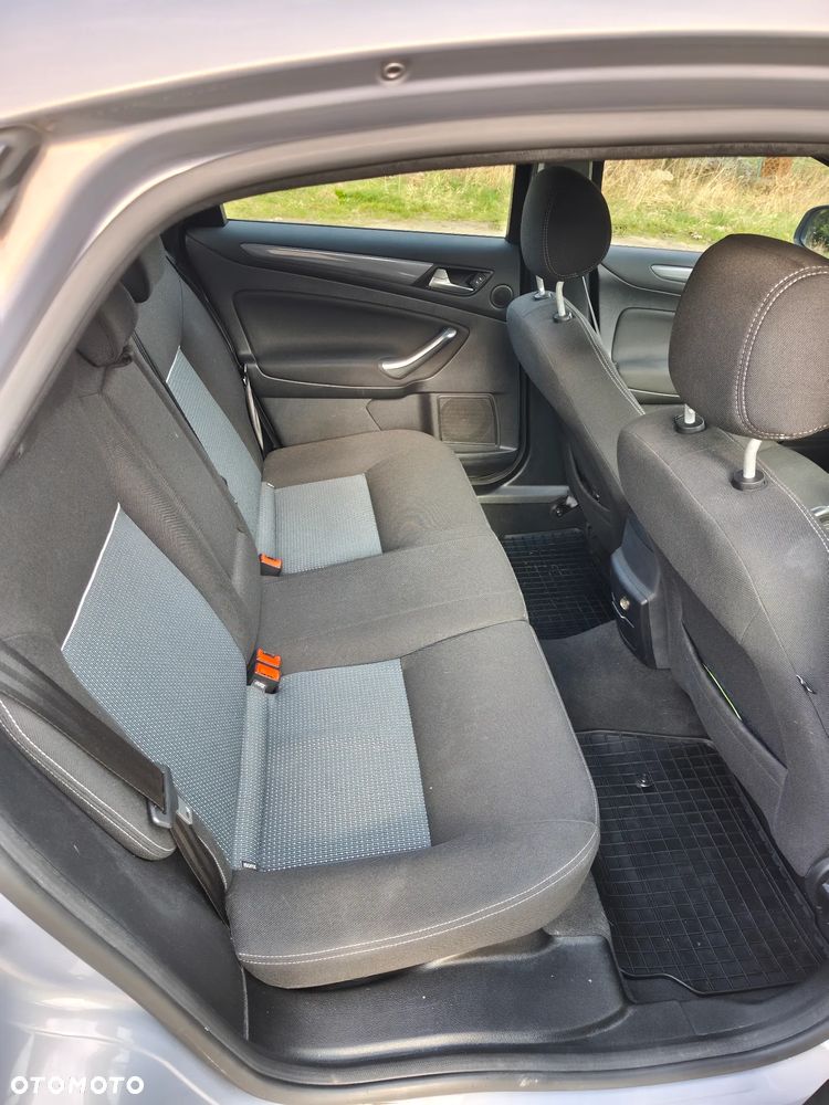 Ford Mondeo 2.0 TDCi Gold X - 20