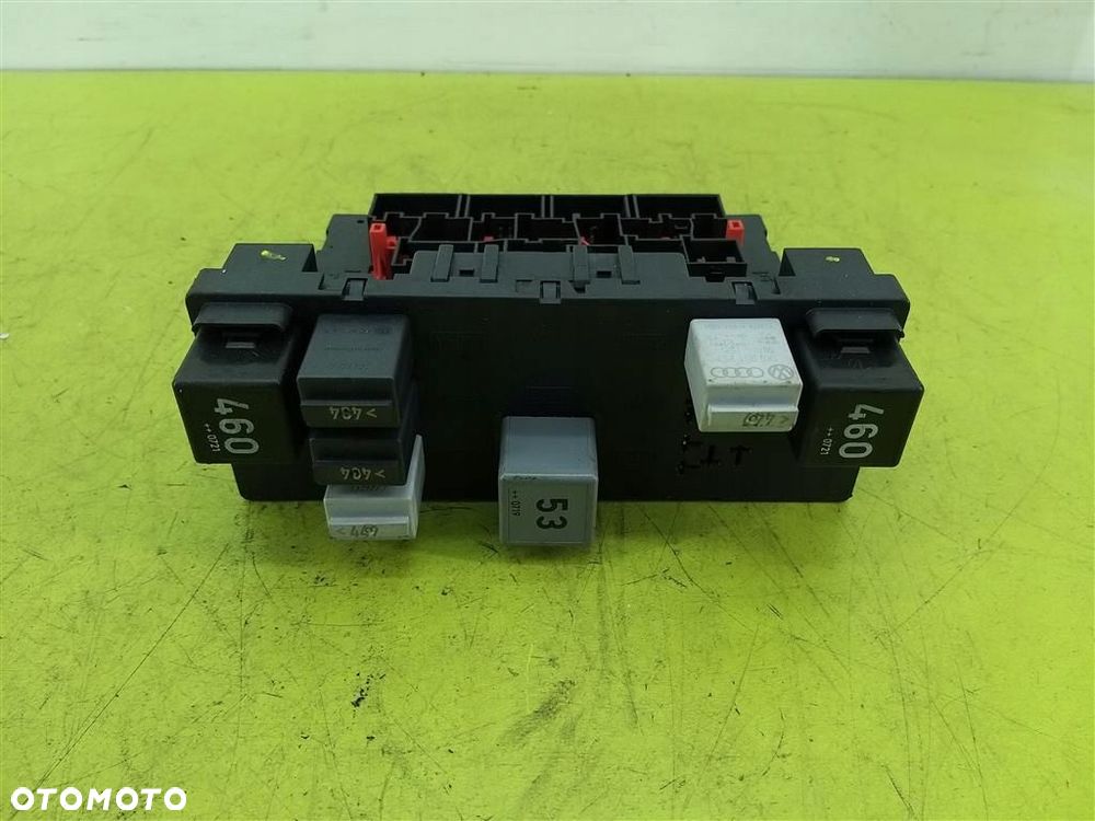 Skrzynka bezpieczników VW Passat B6 2005-2010 BOSCH 3C0937049AH - 4