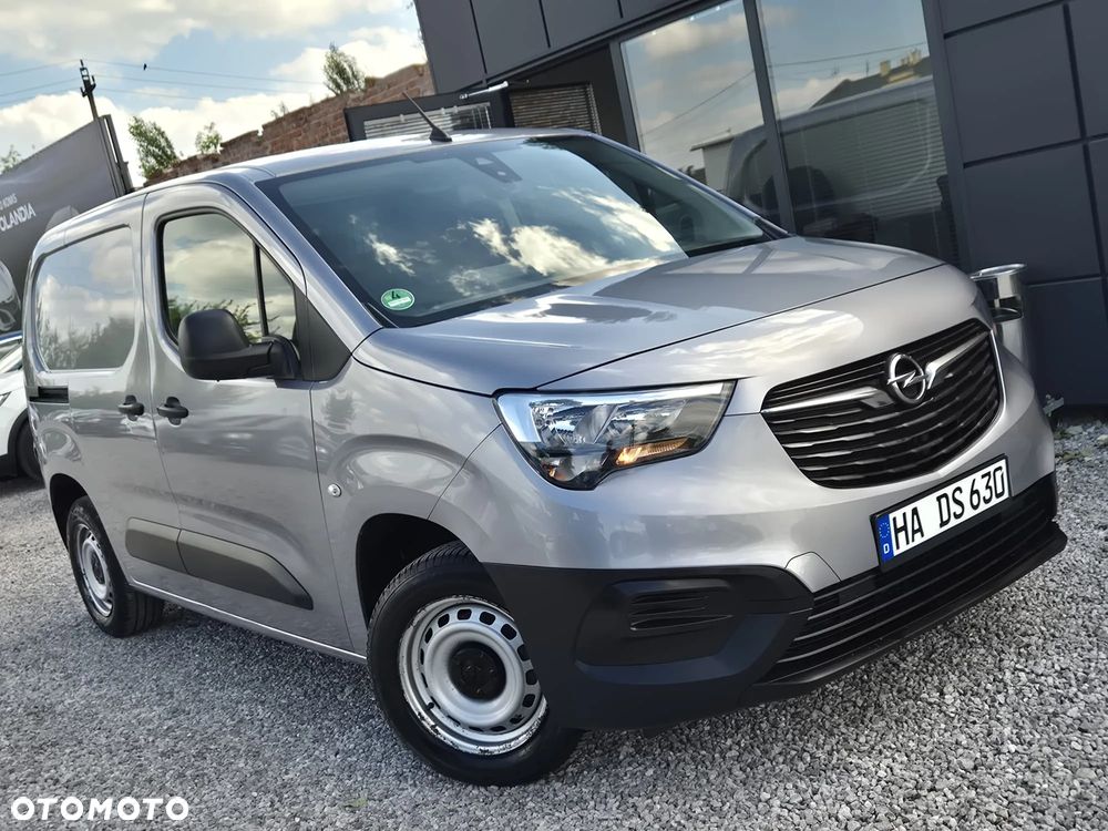 Opel COMBO - 20
