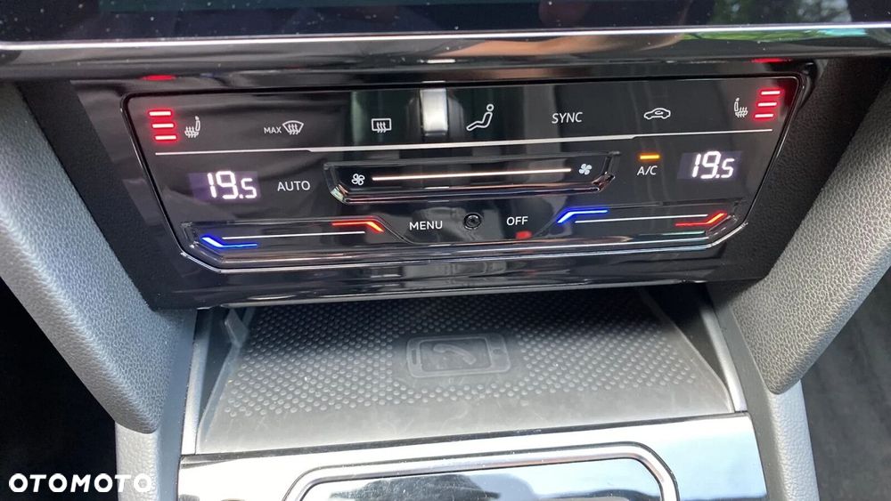 Volkswagen Passat - 21