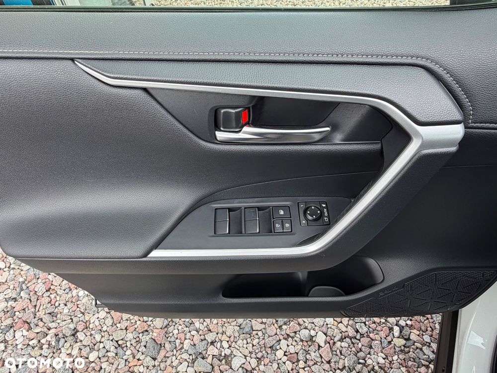 Toyota RAV4 - 20