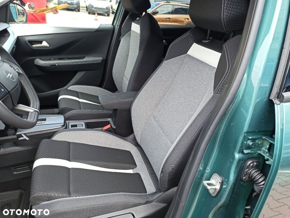 Opel Frontera - 11