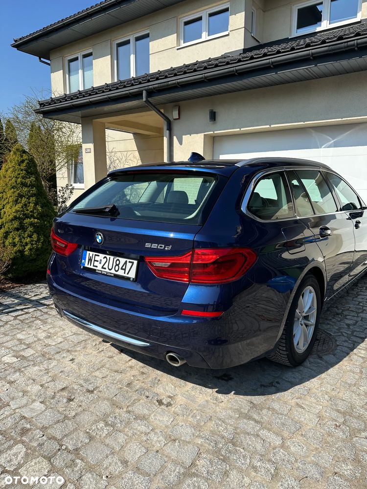 BMW Seria 5 520d Luxury Line sport - 6