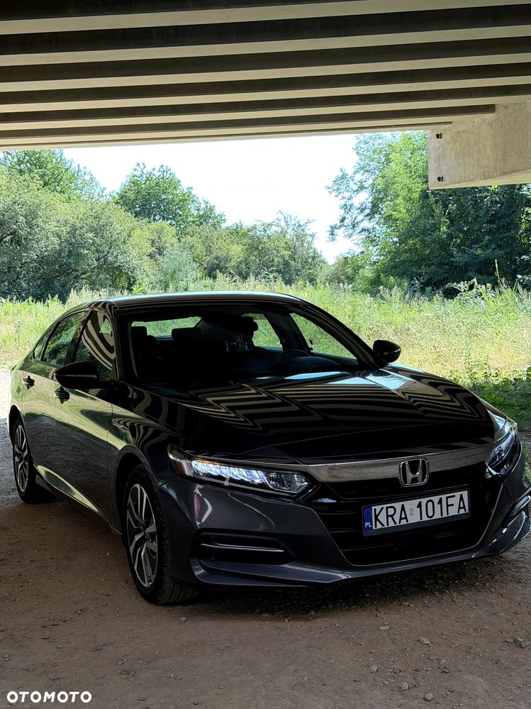 Honda Accord - 1