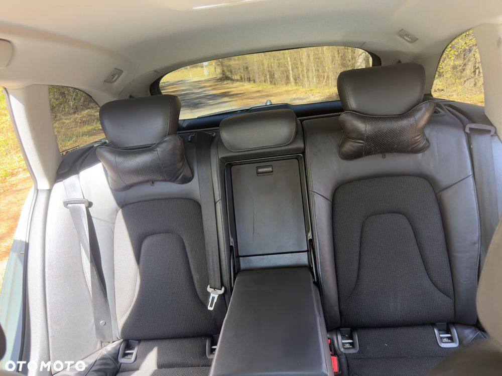 Audi A4 Avant 2.0 TDI - 10