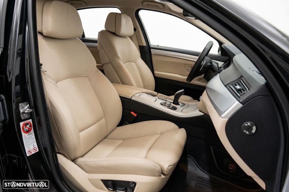 BMW 530 d Sport-Aut. - 15