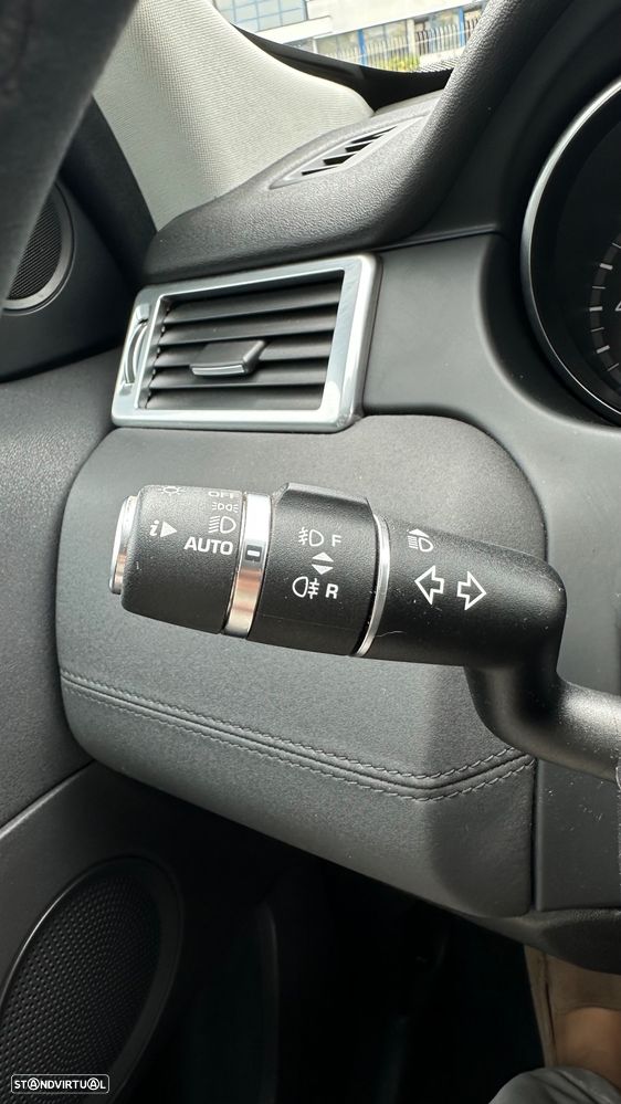 Land Rover Discovery Sport 2.0 TD4 SE - 31