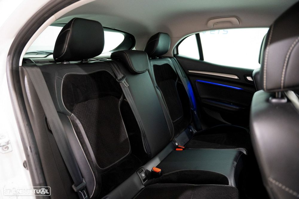 Renault Mégane 1.5 Blue dCi Intens EDC - 14