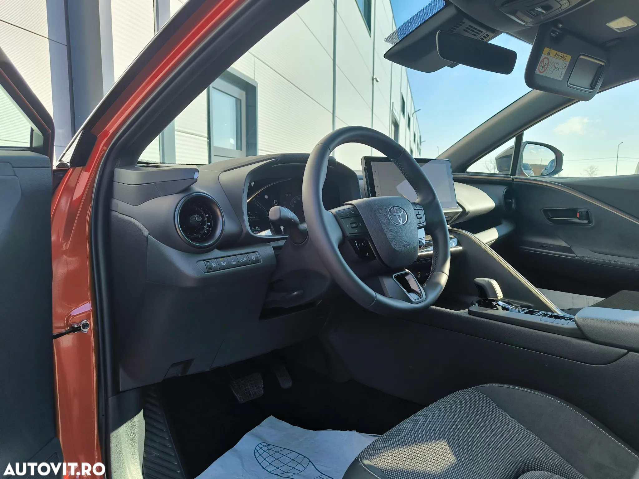 Toyota C-HR 2.0 PHEV 223 CP 4x2 CVT Exclusive - 6