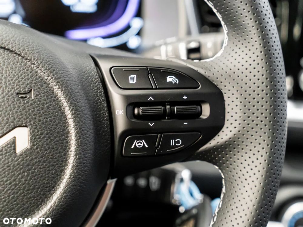 Kia Stonic 1.2 L - 23