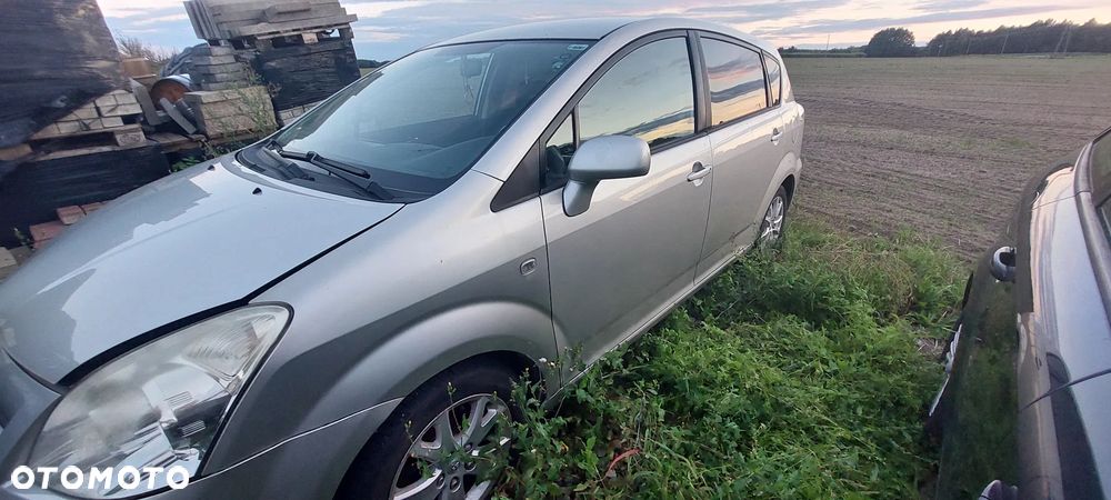 Toyota Corolla Verso - 1