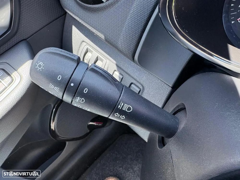 Renault Clio 0.9 TCe Limited - 39