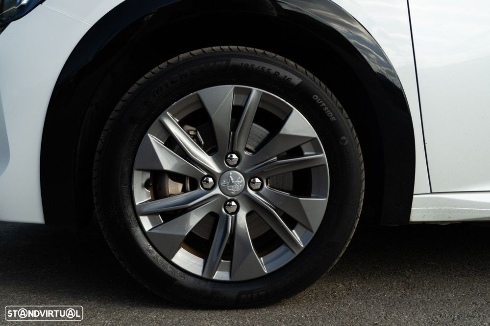 Peugeot e-208 50 kWh Allure Pack - 50