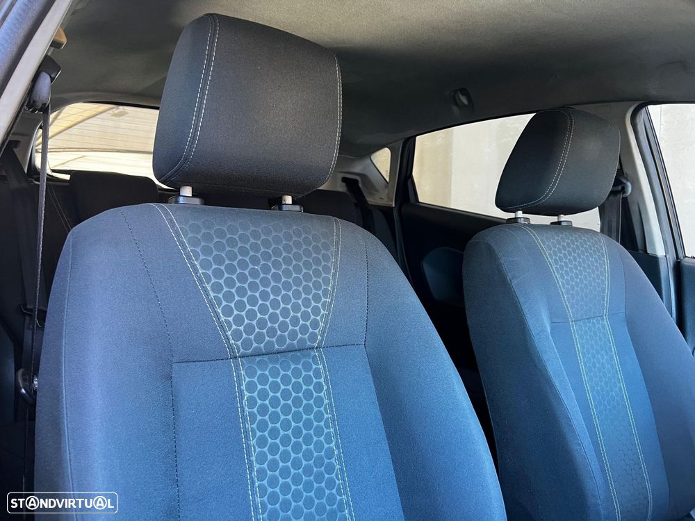 Ford Fiesta 1.4 TDCI Titanium - 15