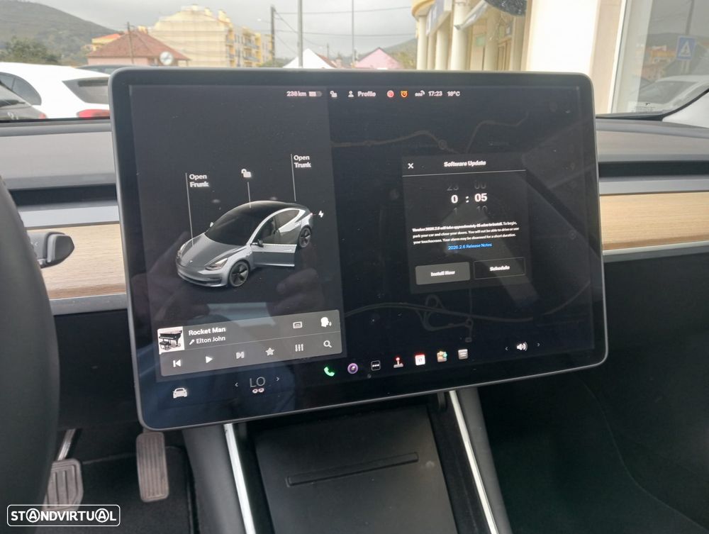 Tesla Model 3 Long-Range Dual Motor AWD - 15