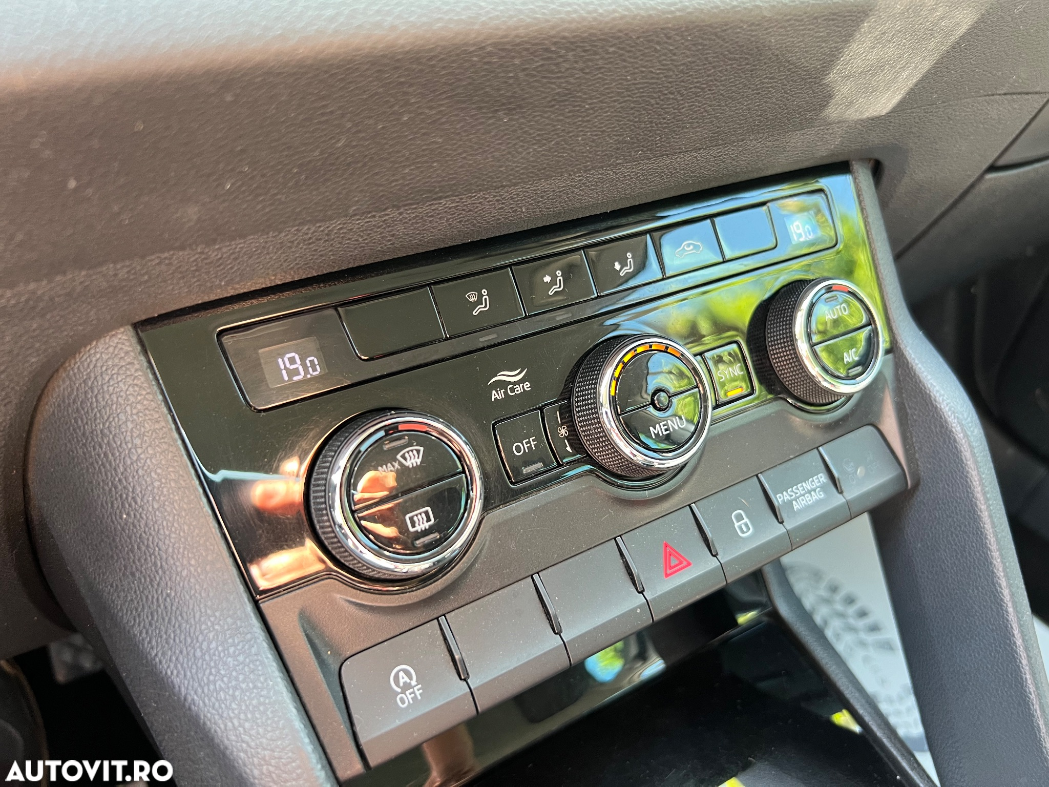 Skoda Karoq 2.0 TDI 4X4 DSG Style - 24