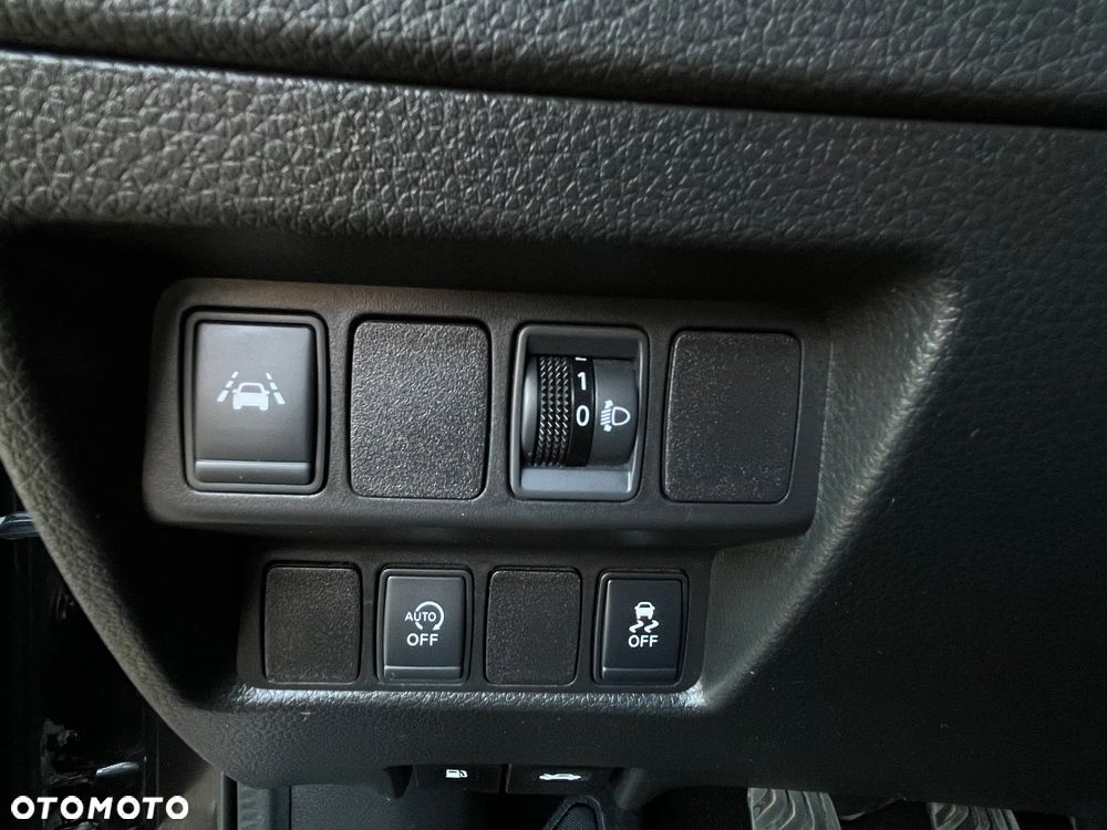 Nissan Qashqai 1.6 DCi N-Vision EU6 - 15