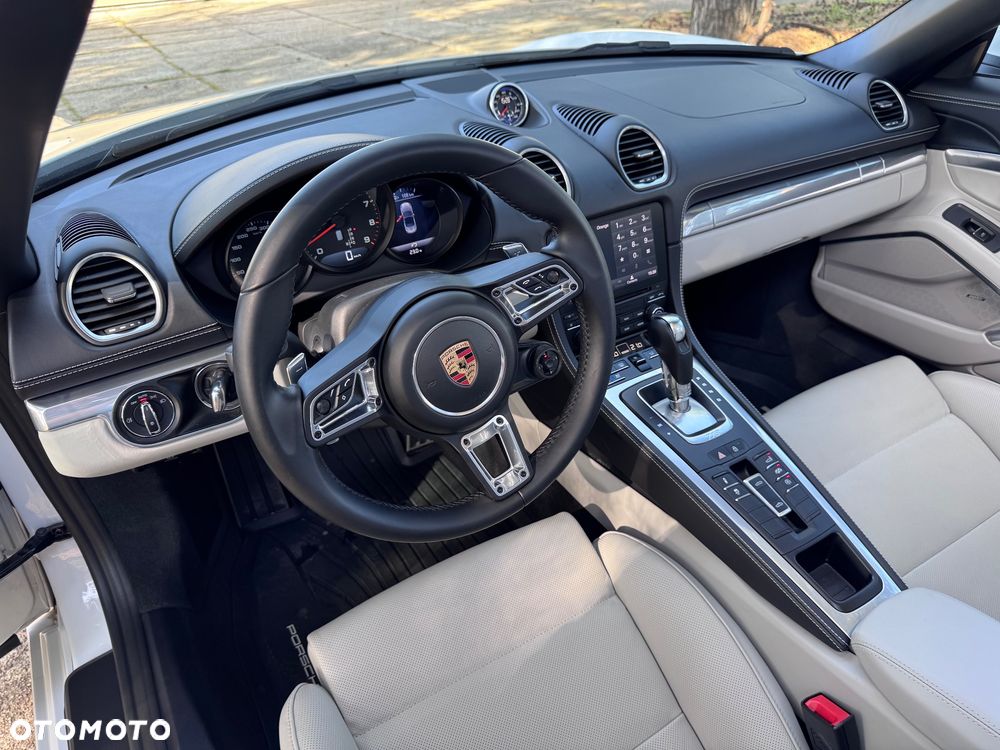 Porsche 718 Boxster GTS 4.0 PDK - 27