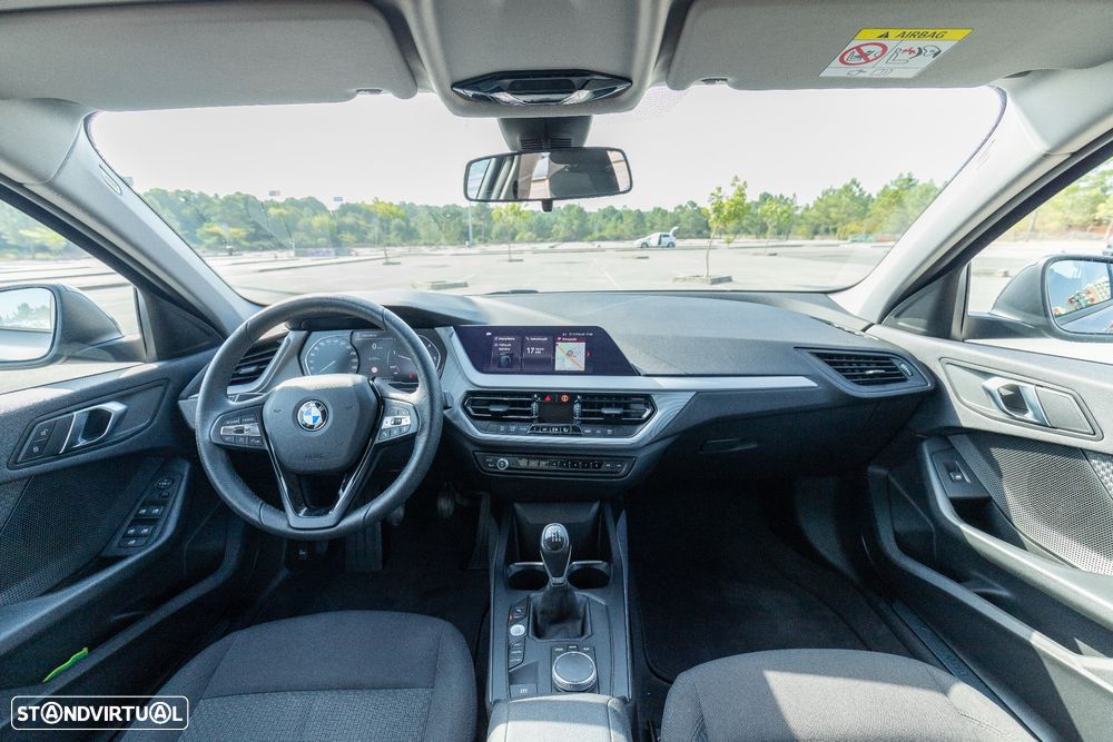BMW 116 d Advantage — fotografia 7