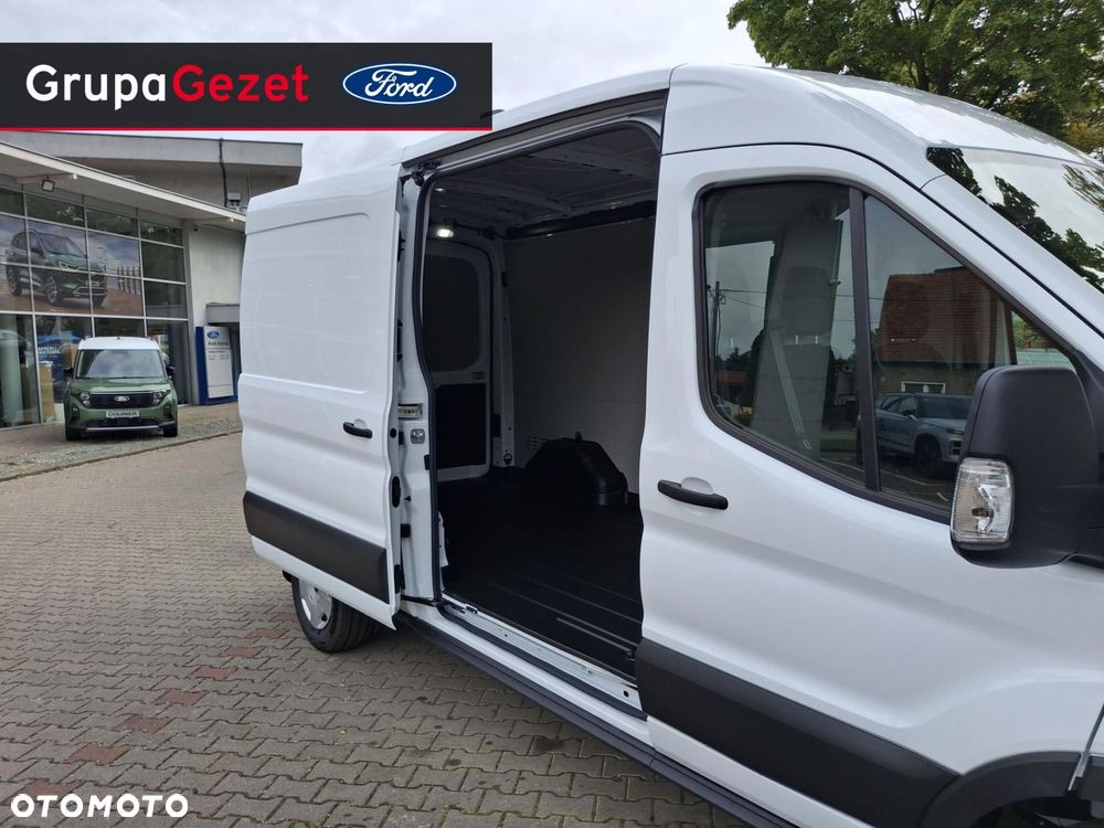 Ford Transit - 9
