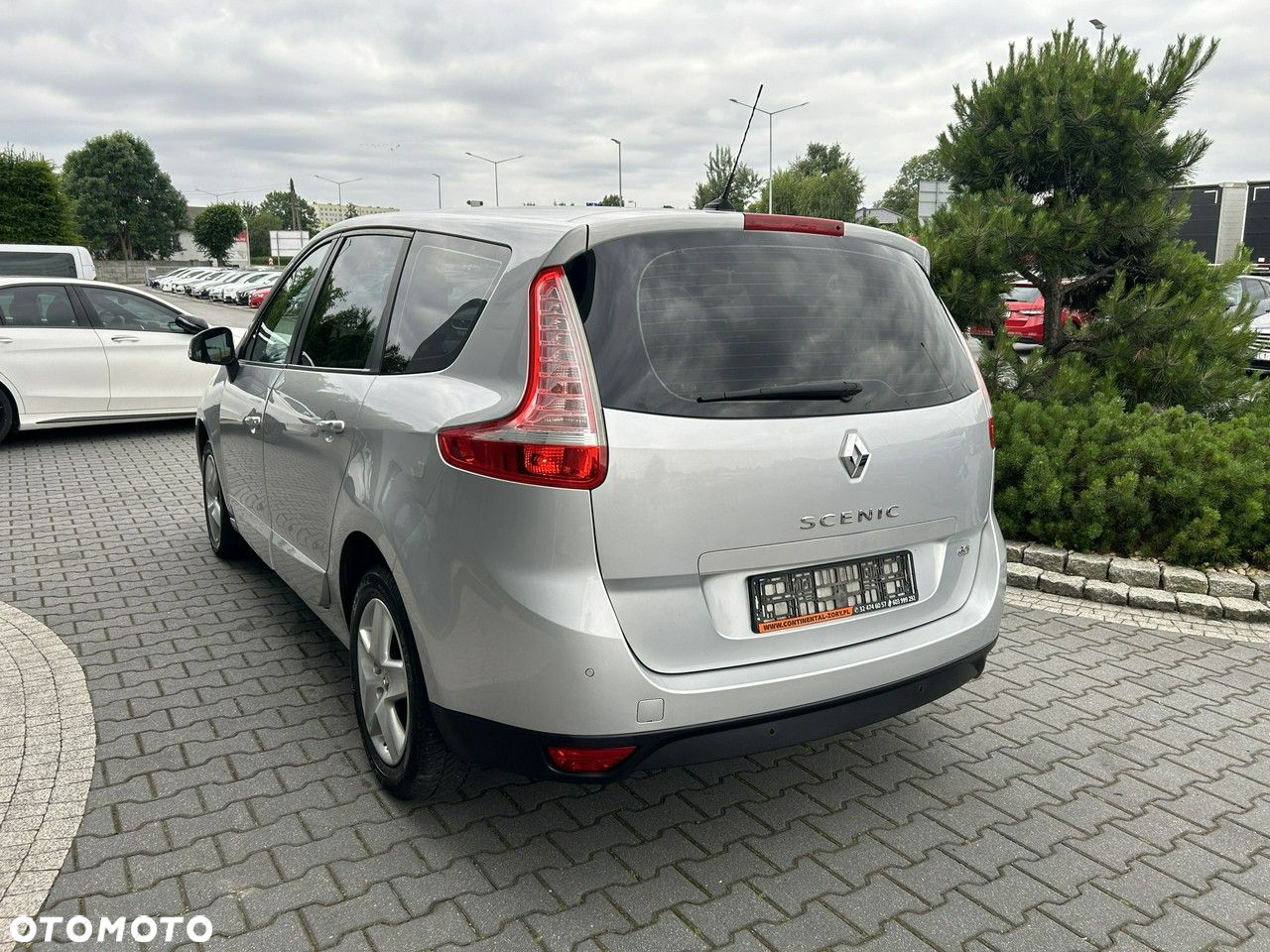 Renault Grand Scenic - 5