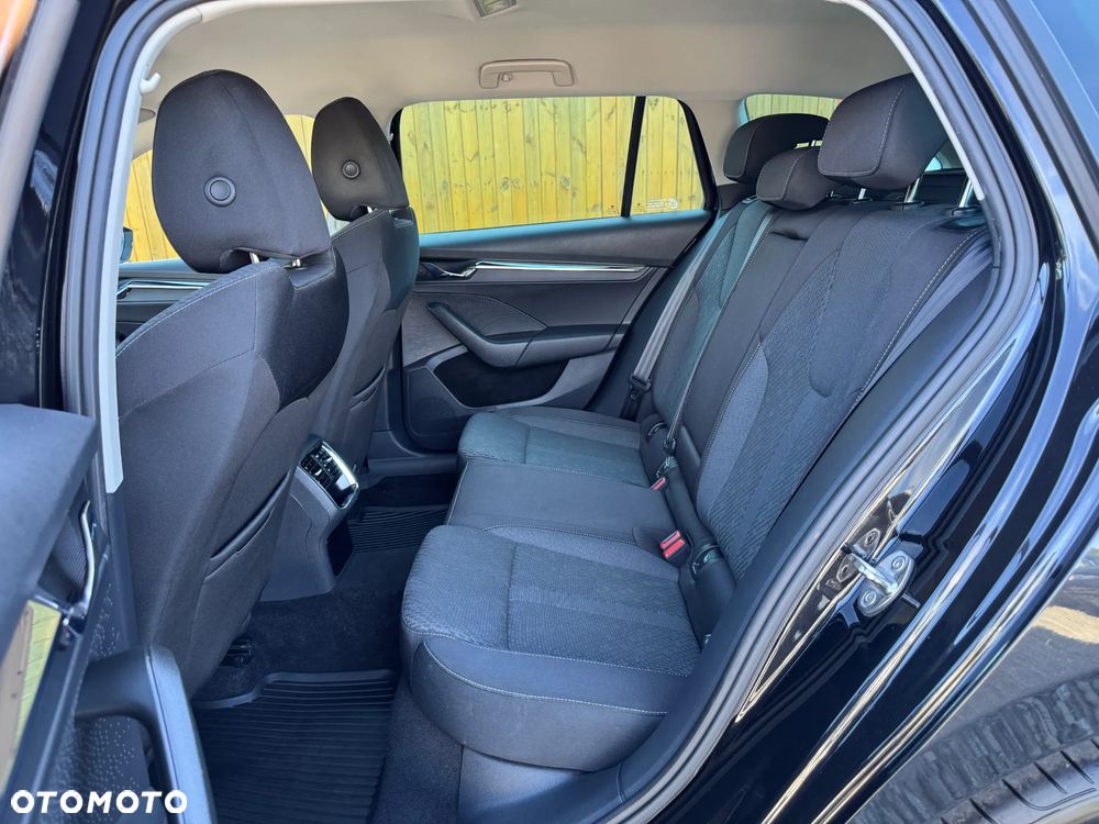 Skoda Octavia 2.0 TDI Style - 28