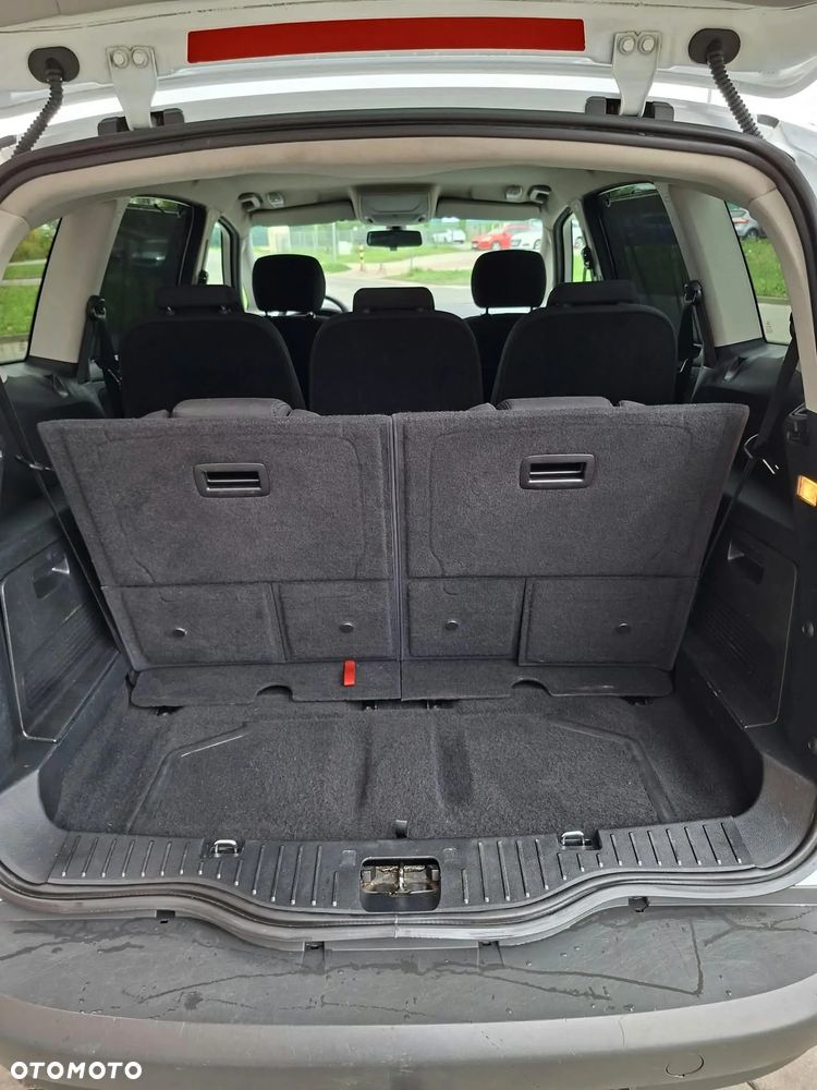 Ford S-Max 2.0 TDCi DPF Titanium - 13