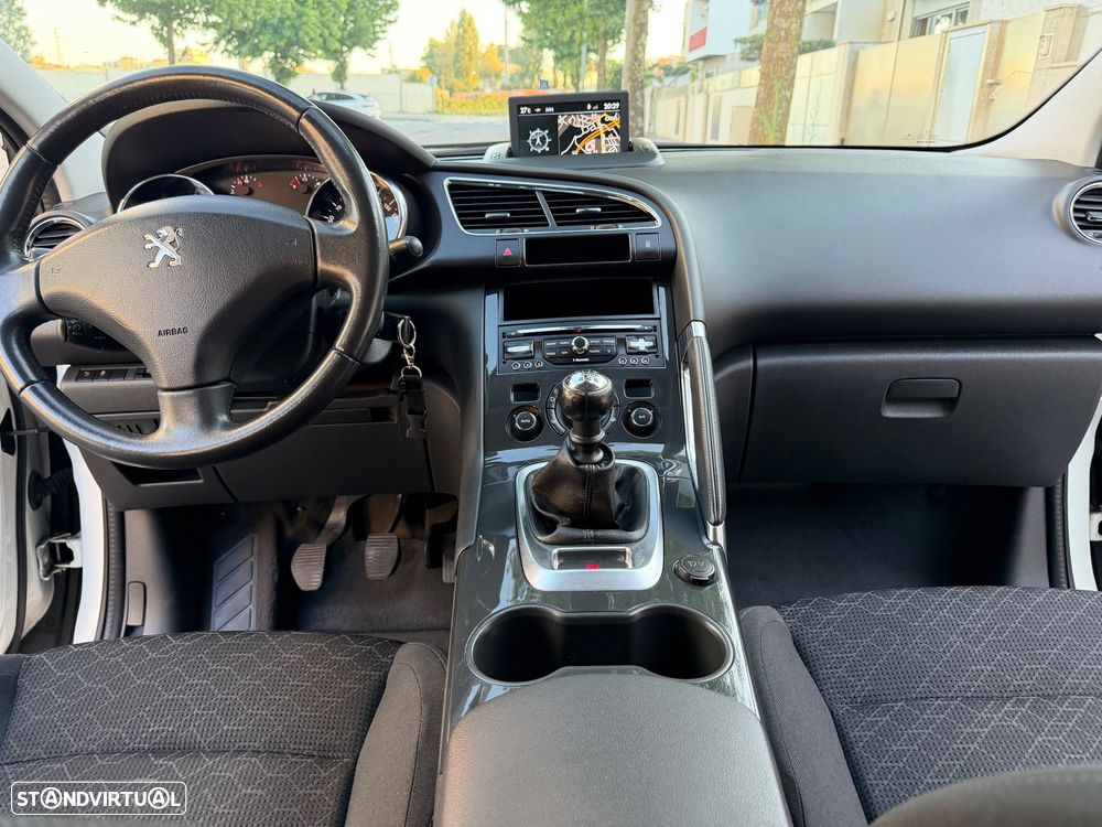 Peugeot 3008 1.6 HDi Style - 8