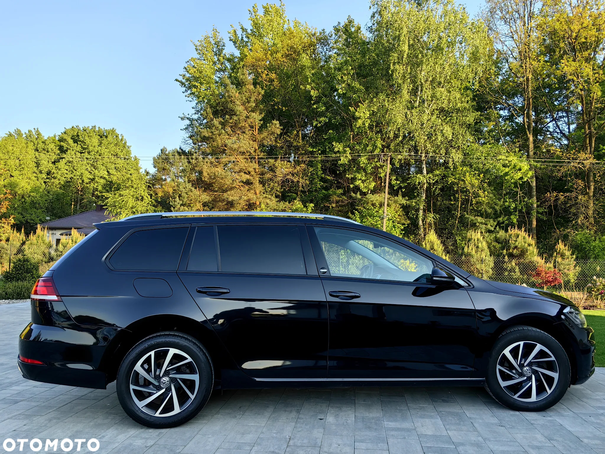 Volkswagen Golf 2.0 TDI DSG Sound - 13