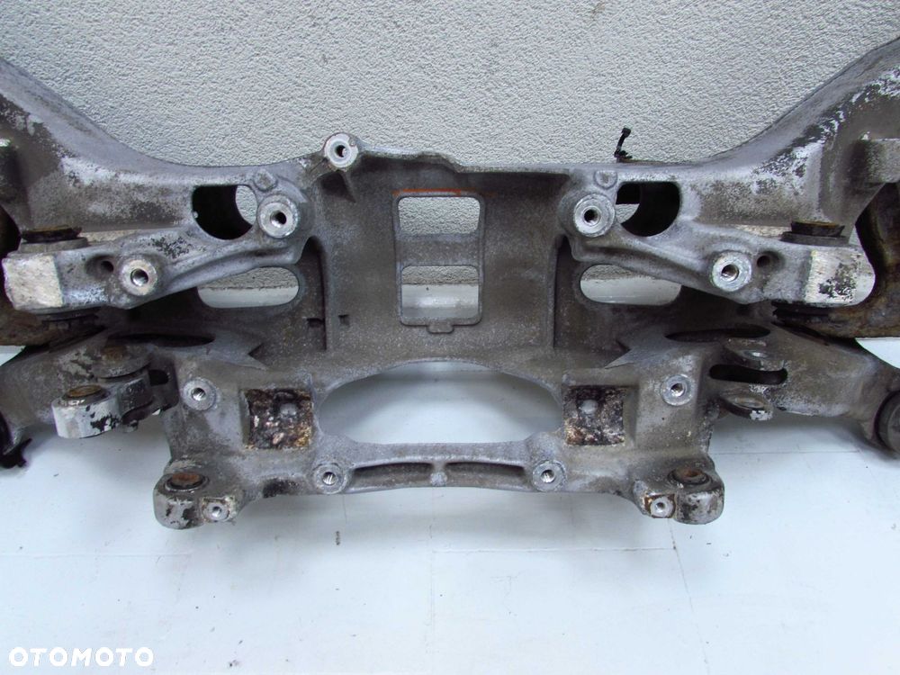 VOLVO V70 XC70 AWD WOZEK BELKA SANKI ZAWIESZENIE TYL 30683440 99-07 - 5
