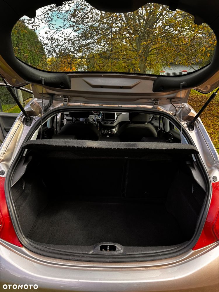 Peugeot 208 1.2 VTi Active - 17