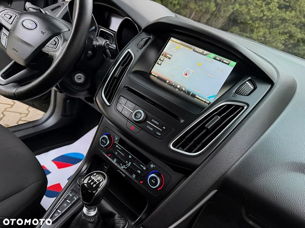 Ford Focus 1.5 TDCi DPF Start-Stopp-System Titanium - 18