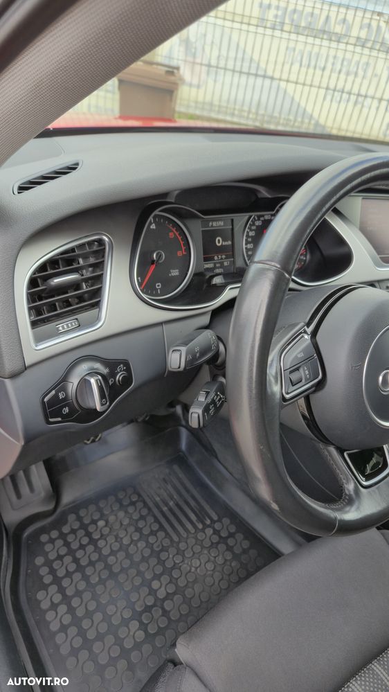 Audi A4 Limuzina 2.0 TDI quattro design - 15