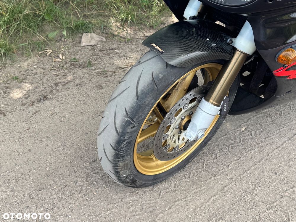 Honda CBR - 17