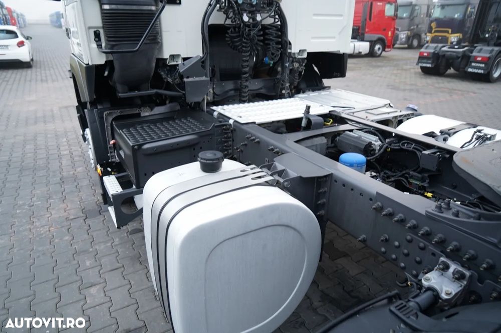 Volvo FMX 460 / SISTEM HIDRAULIC / CABINĂ JOSĂ / I-SHIFT - 13