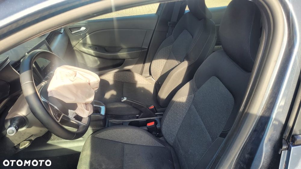 Renault Clio BLUE dCi 85 EXPERIENCE - 11