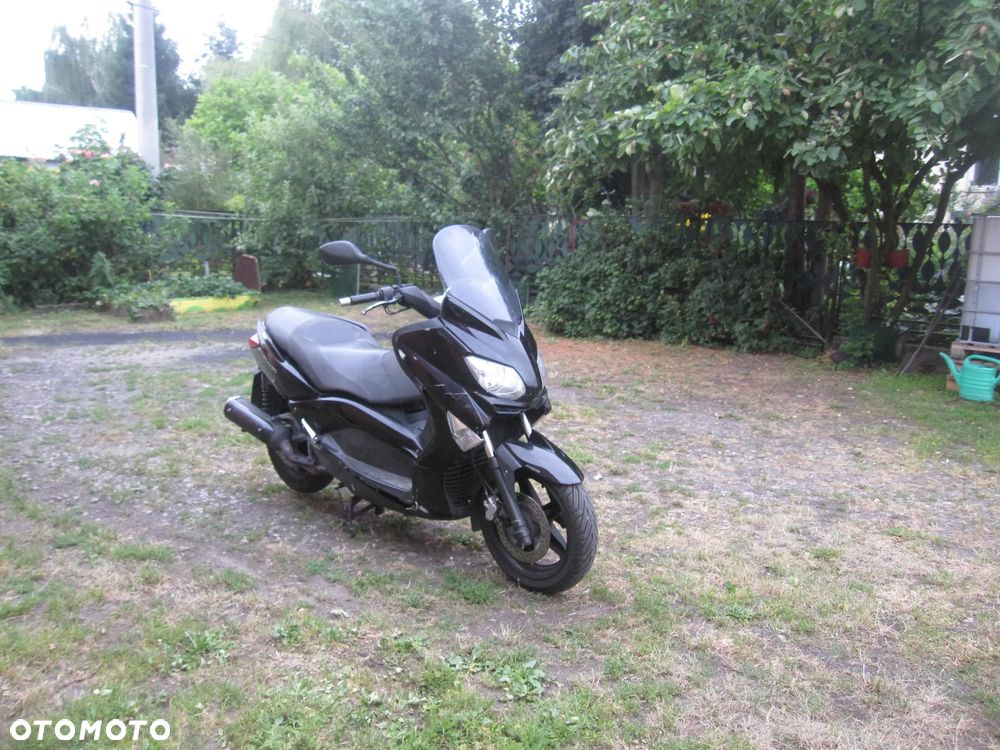 Yamaha X-max - 9