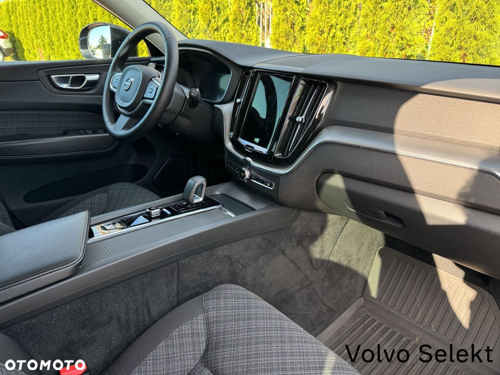 Volvo XC 60 B4 D Core - 21